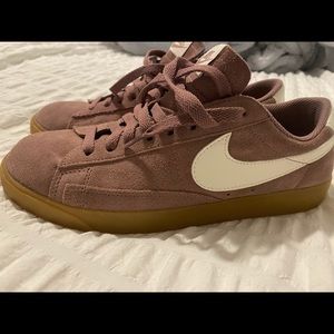 Nike SB blazer low